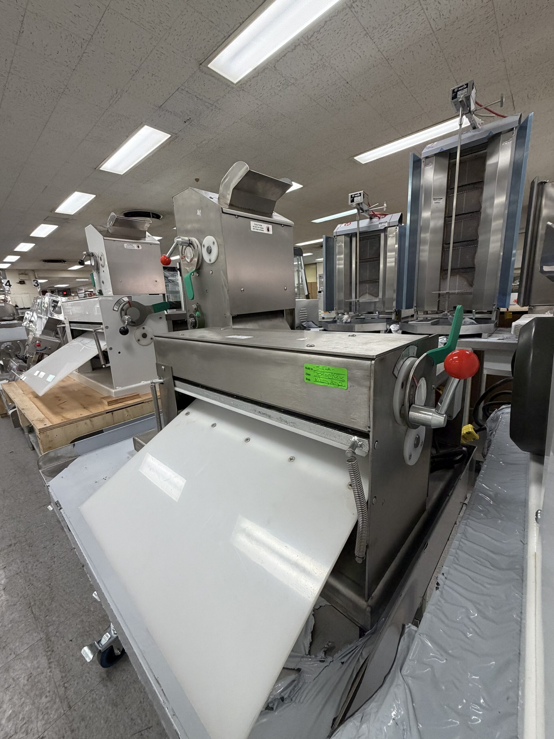 Universe  Stainless Steel 18" Double Pass Dough Sheeter - TM18-2