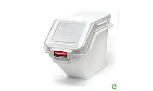 Rubbermaid ProSave 100 Cup Ingredient Bin With Scoop