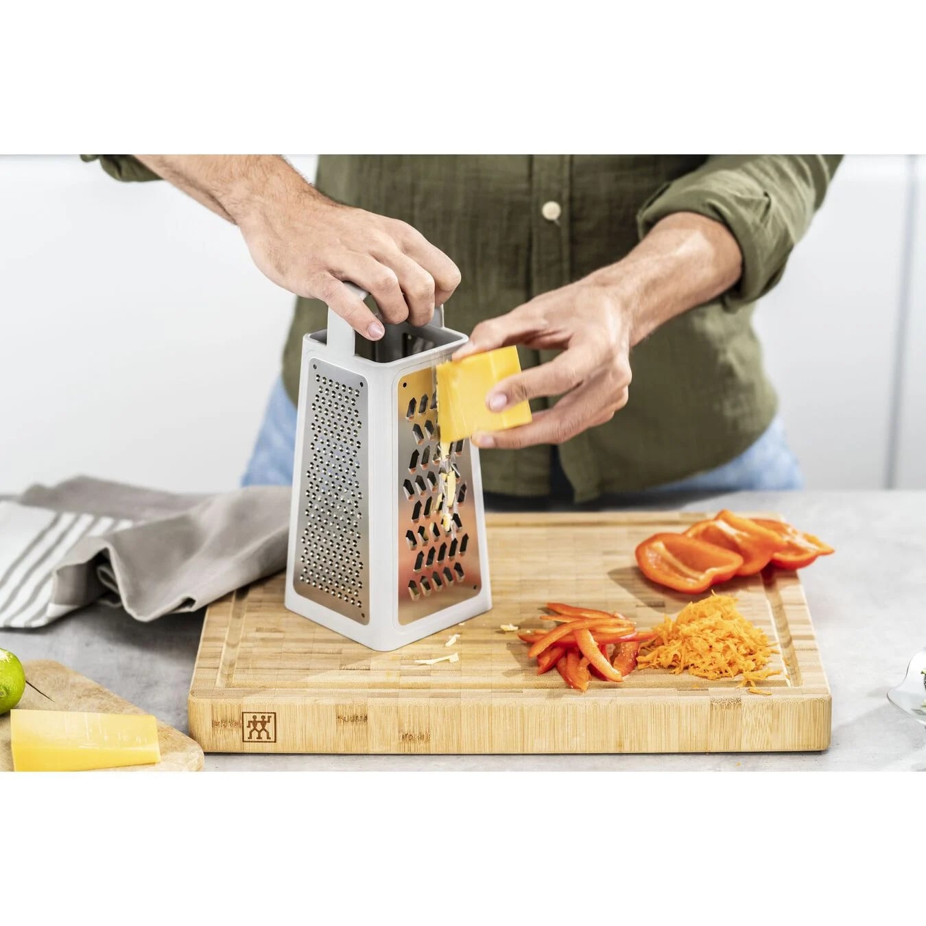 Zwilling Z-Cut Tower Grater - 1009796