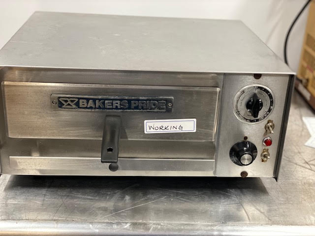 Used Bakers Pride Oven P18S - B1069