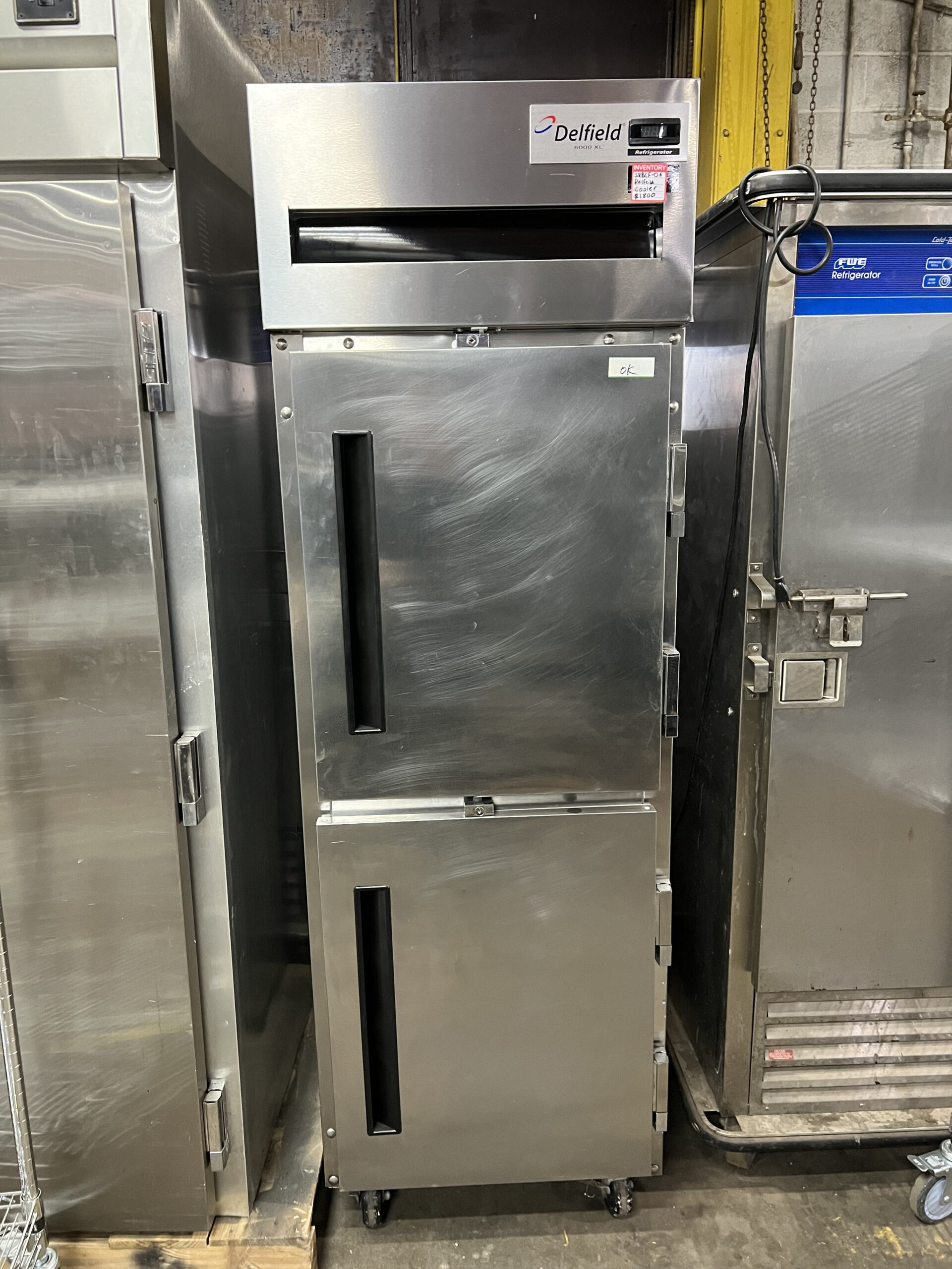 Used Delfeild 30" Stainless Steel Fridge REFURBISHED - SRBCF-06 Used Delfeild 30" Stainless Steel Fridge REFURBISHED - SRBCF-06