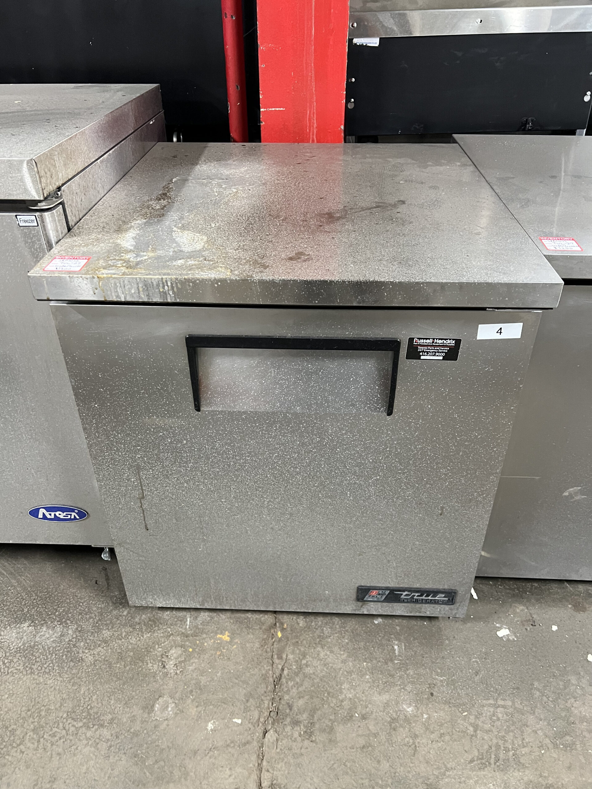 True TUC-27 Undercounter Refrigerator 27" REFURBISHED - SRB-1012 True TUC-27 Undercounter Refrigerator 27" REFURBISHED - SRB-1012