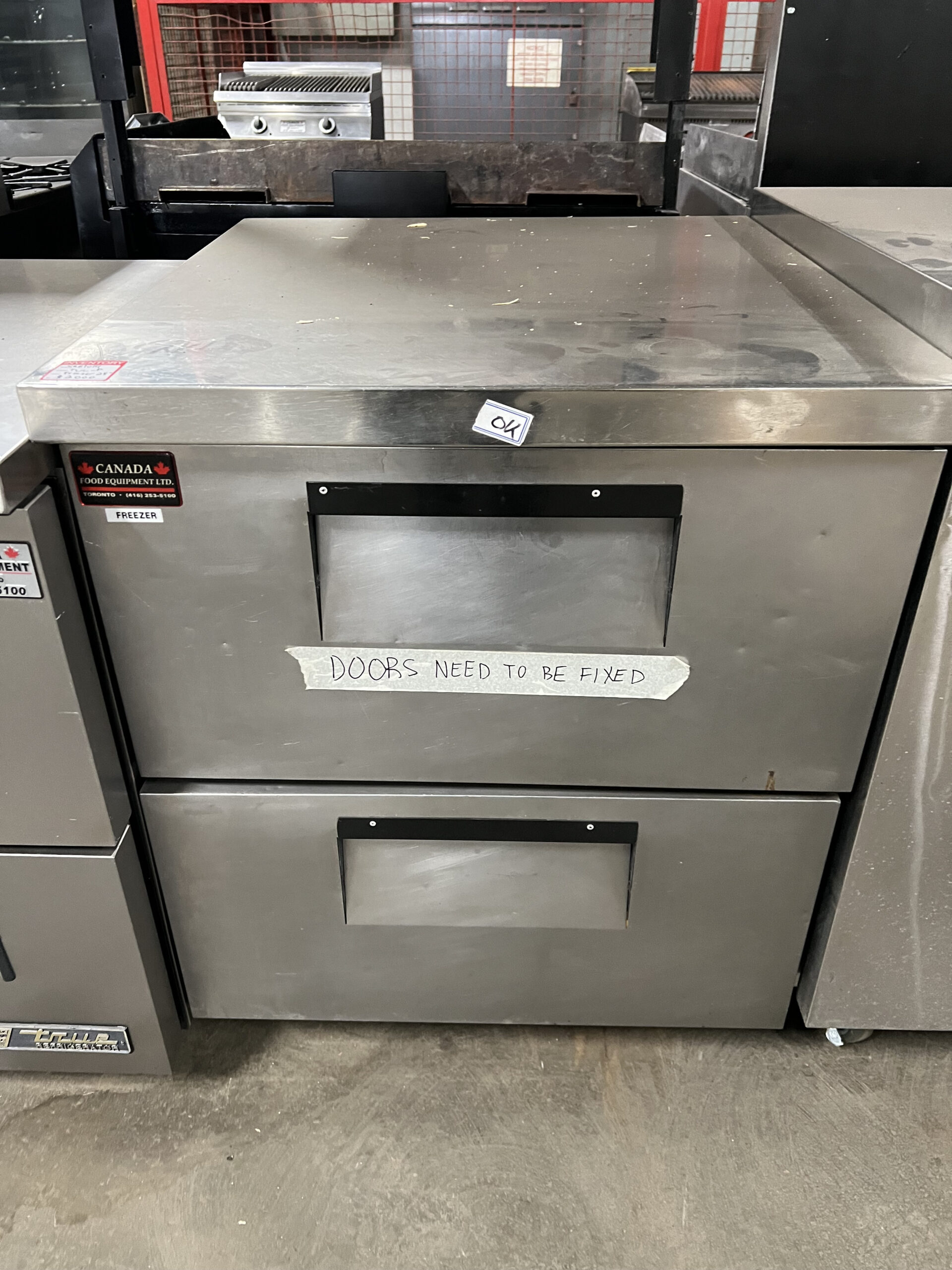 True TUC-27DF-2 Undercounter Freezer 28" With Drawers REFURBISHED - SRB-1014 True TUC-27DF-2 Undercounter Freezer 28" With Drawers REFURBISHED - SRB-1014