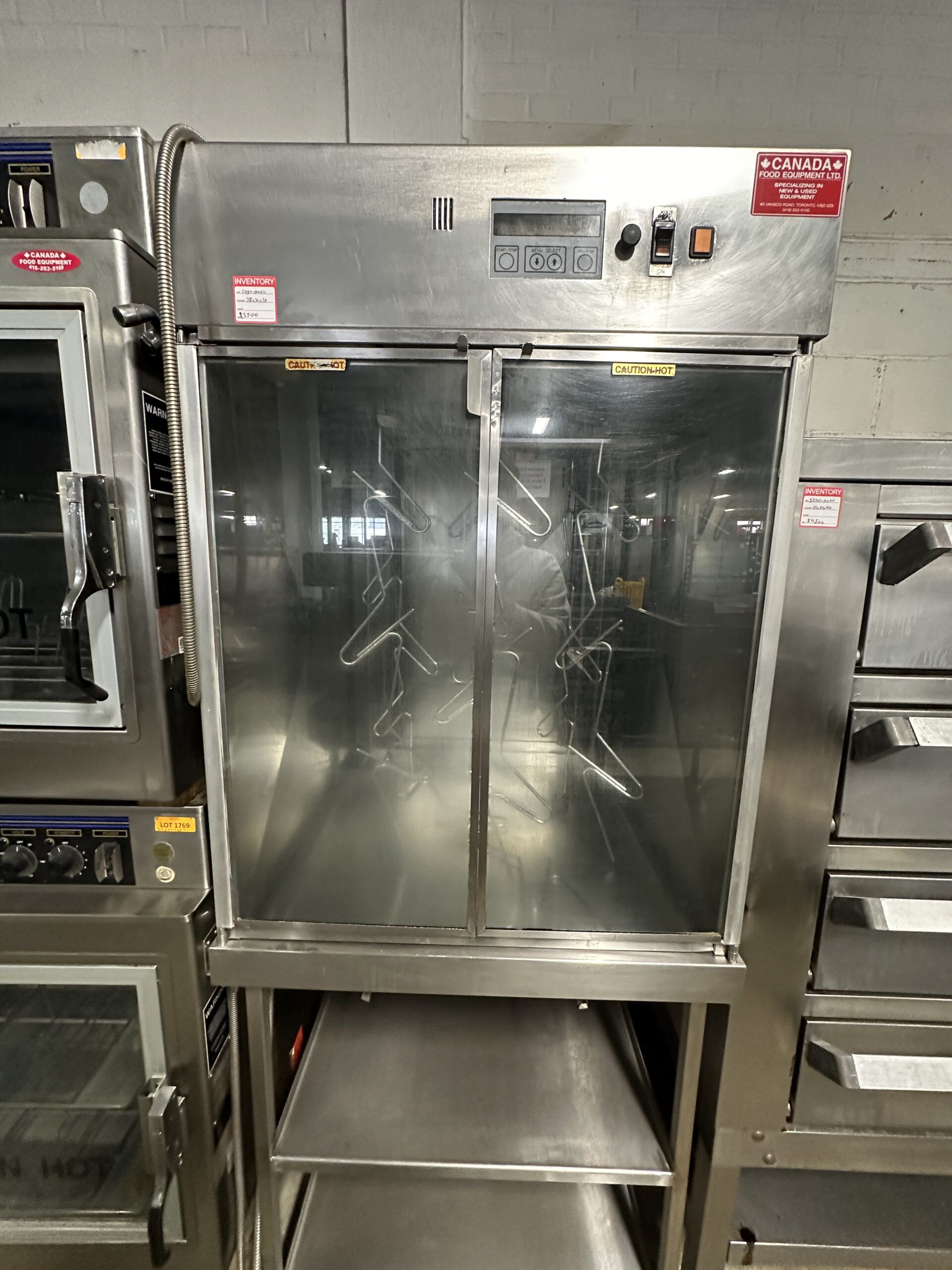 30" Pretzel Warmer REFURBISHED - SRBO-0064 30" Pretzel Warmer REFURBISHED - SRBO-0064