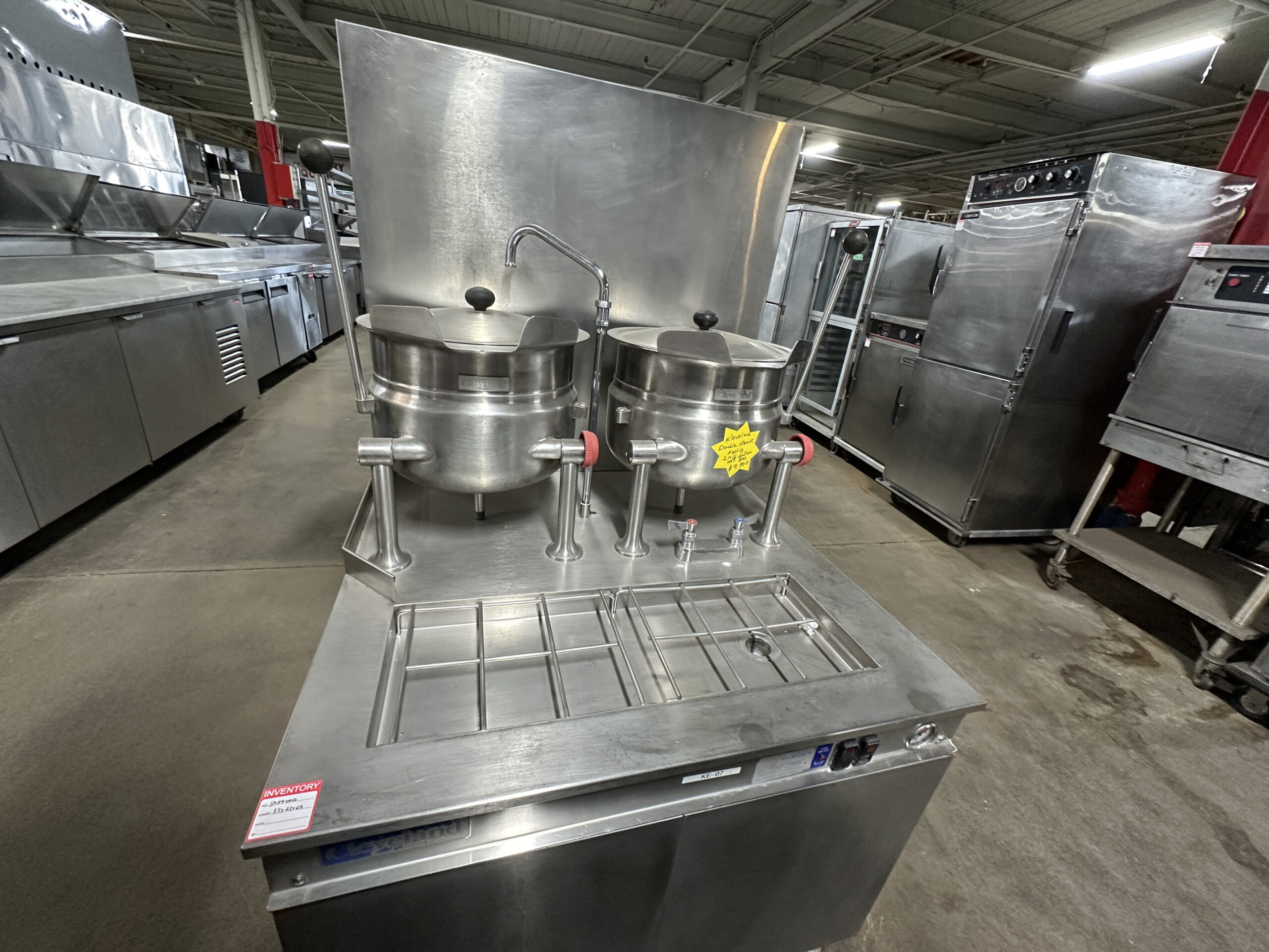 K Level and Double Steam Kettle 2 x 6 Gallon Nat Gas | Used