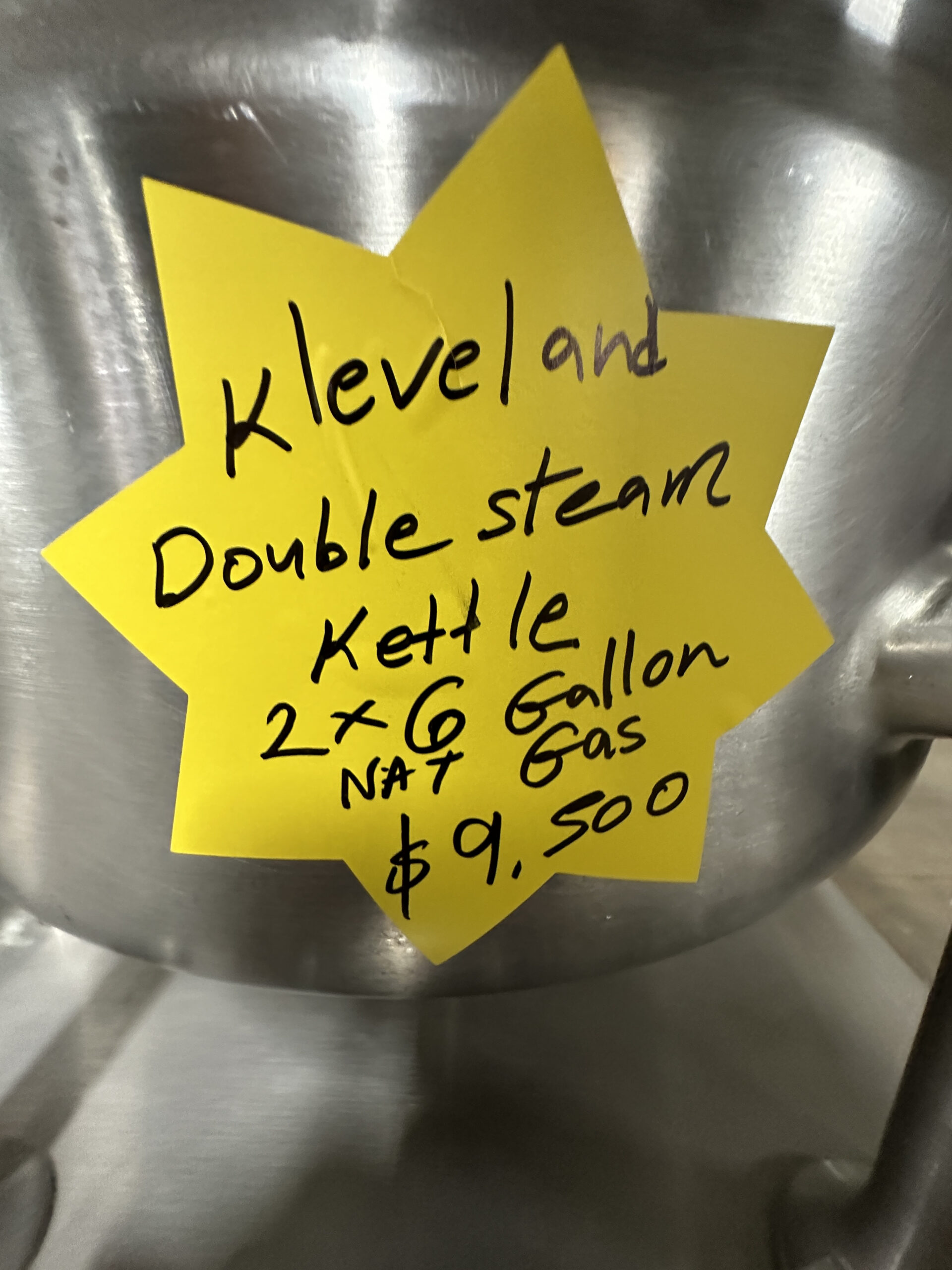 K Level and Double Steam Kettle 2 x 6 Gallon Nat Gas | Used