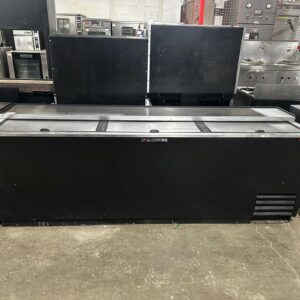 True TD-95-38-HC 95" Solid Slide Lid Deep Well Bottle Cooler REFURBISHED - SRB-1141 True TD-95-38-HC 95" Solid Slide Lid Deep Well Bottle Cooler REFURBISHED - SRB-1141