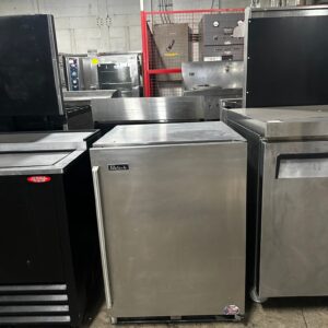 Perlick 24" Undercounter Refrigerator with 1 Solid Door, ADA Compliant REFURBISHED - SRB-1142 Perlick 24" Undercounter Refrigerator with 1 Solid Door, ADA Compliant REFURBISHED - SRB-1142