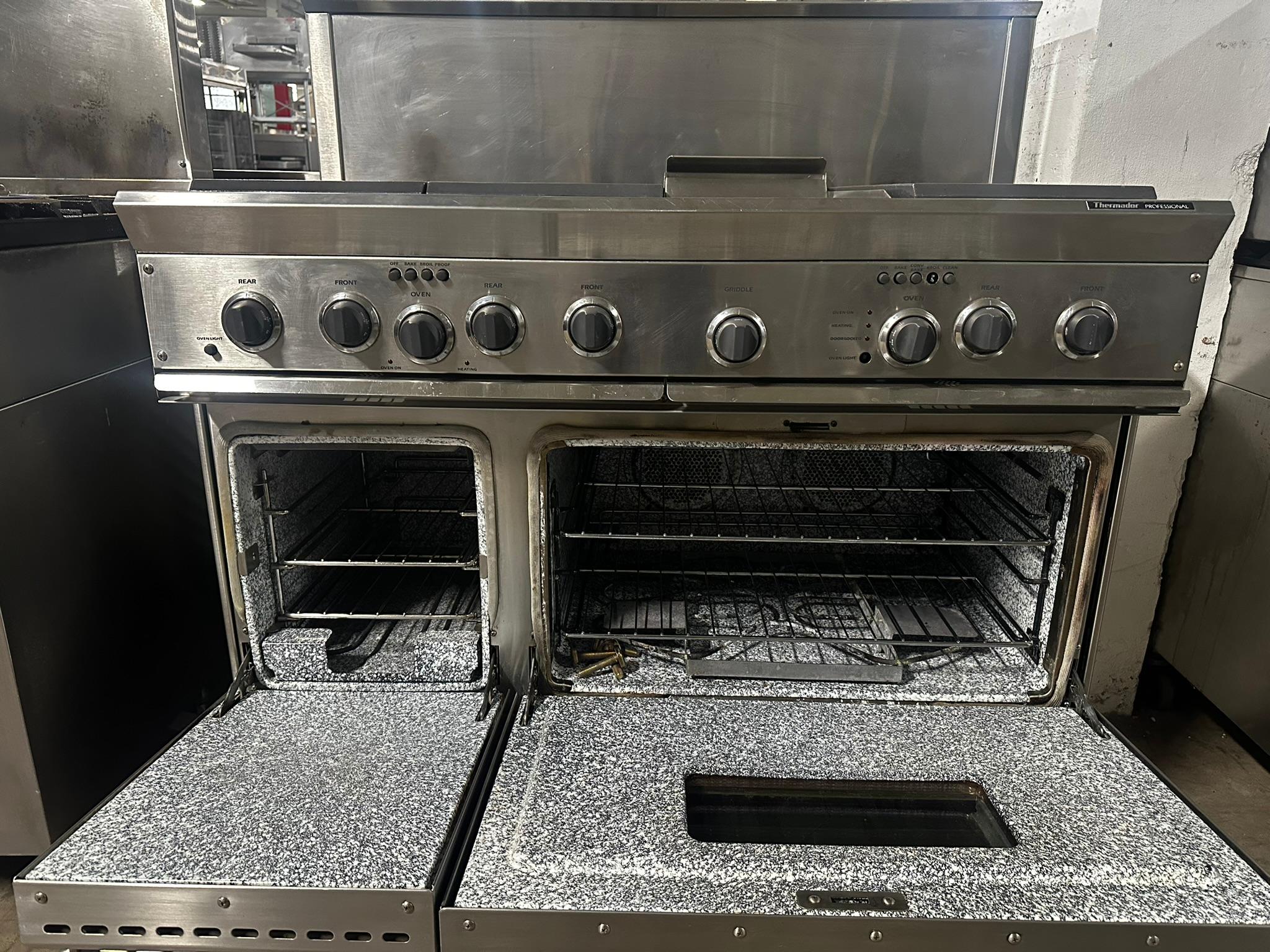 Commercial propane range 48" 4 Burners, 12" Griddle, 12' Grill, 2 Ovens REFURBISHED - SRBO-0078
