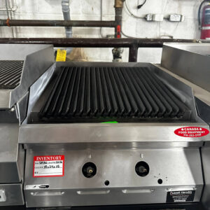 Garland GD-18RB Designer Series 18" Radiant Natural Gas Charbroiler - 45,000 BTU REFURBISHED - SRBO-0116