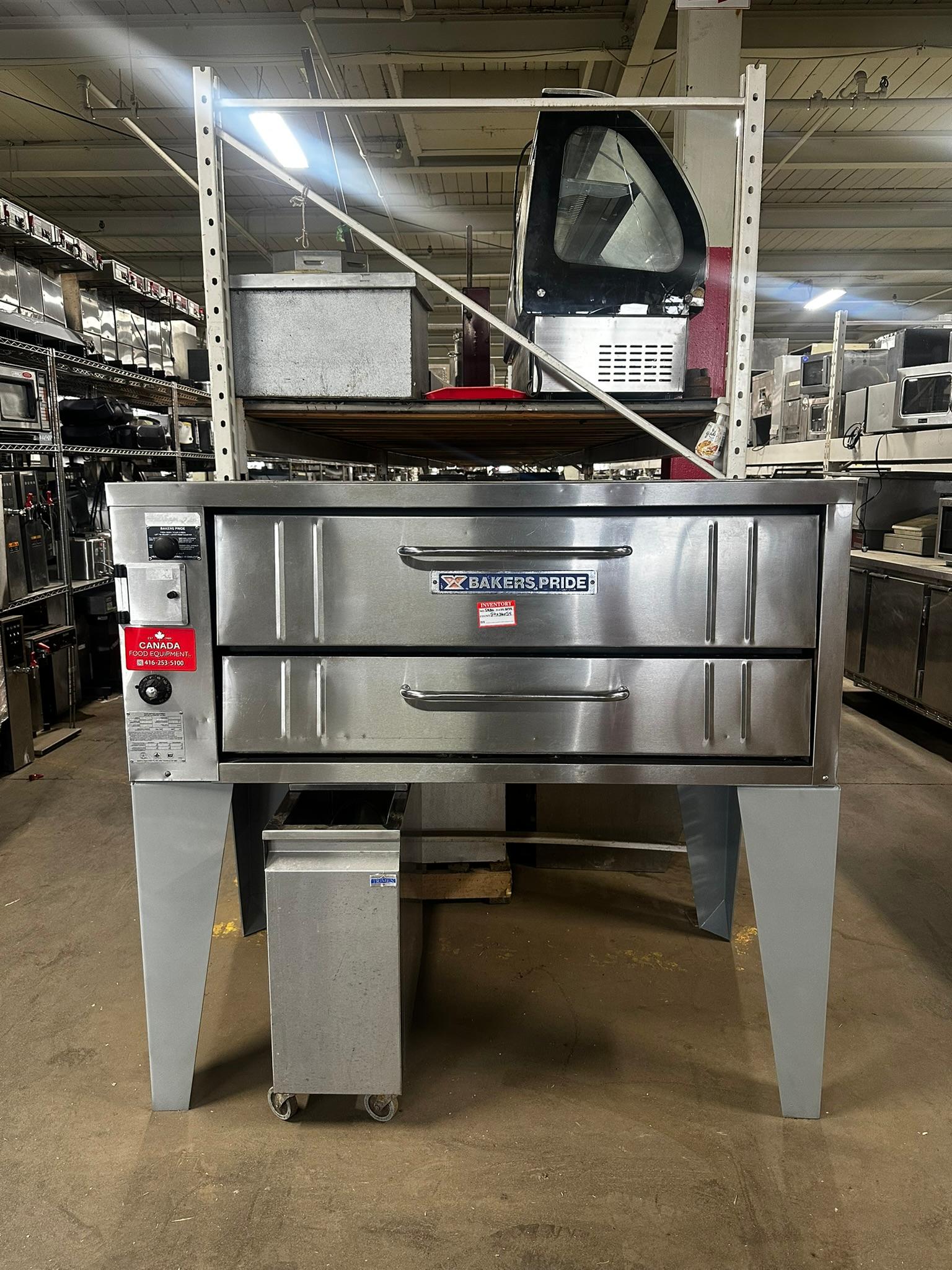 Bakers Pride 3151 Superdeck Series Stubby-Shallow, 33" Depth Gas Pizza Oven REFURBISHED - SRBO-0144 Bakers Pride 3151 Superdeck Series Stubby-Shallow, 33" Depth Gas Pizza Oven REFURBISHED - SRBO-0144