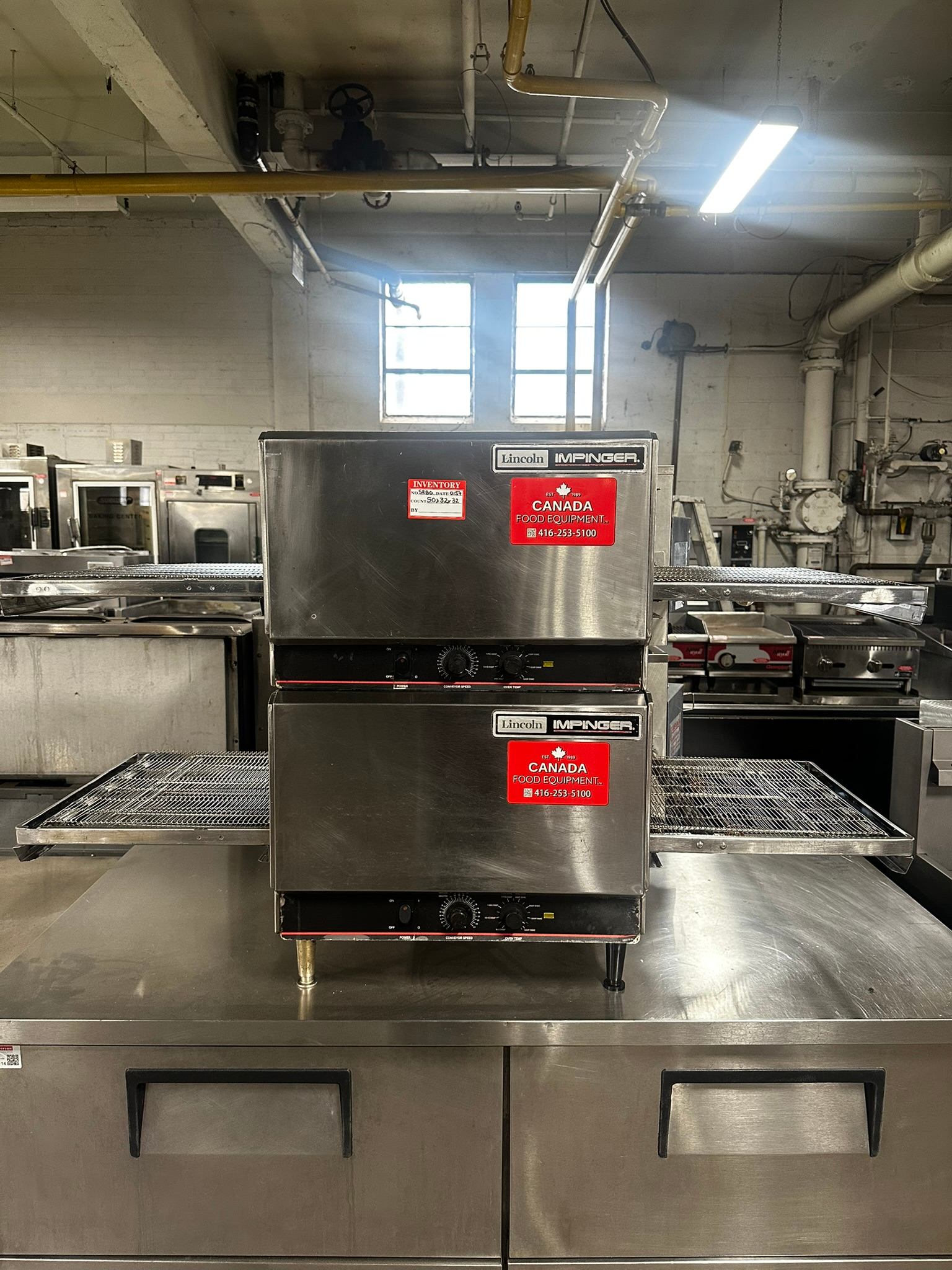 Lincoln 1301/1353 Impinger Countertop Std Conveyor Oven Electric Analog 208v REFURBISHED - SRBO-0157 Lincoln 1301/1353 Impinger Countertop Std Conveyor Oven Electric Analog 208v REFURBISHED - SRBO-0157
