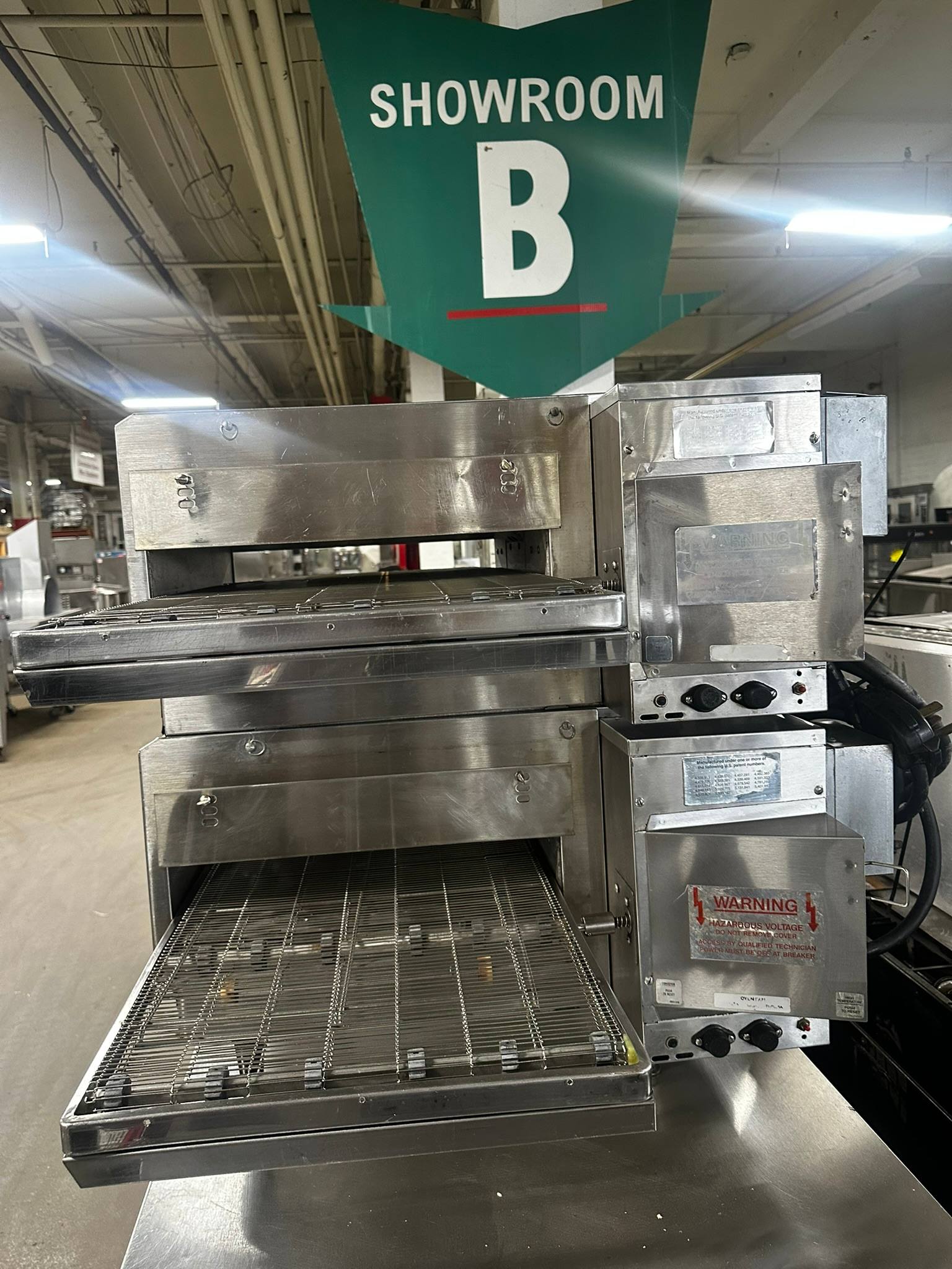 Lincoln 1301/1353 Impinger Countertop Std Conveyor Oven Electric Analog 208v REFURBISHED - SRBO-0157 Lincoln 1301/1353 Impinger Countertop Std Conveyor Oven Electric Analog 208v REFURBISHED - SRBO-0157