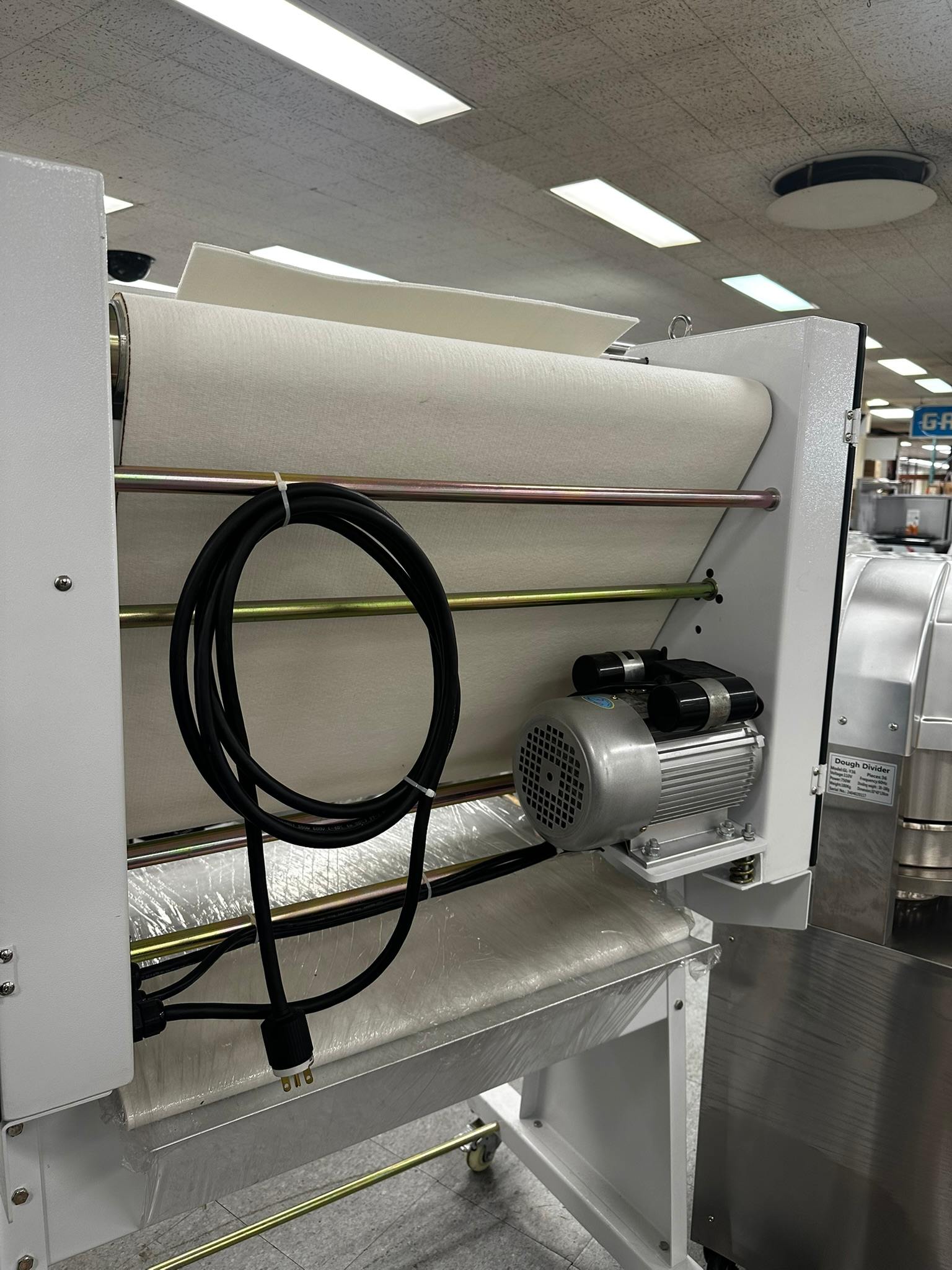 Commercial Baguette Moulder GL-B750 / 208v / 1PH/ 60 HZ /6Amps