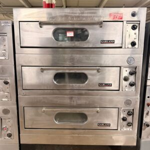 Garland E2001 Three Deck Electric Bake Oven REFURBISHED CFE-0226 Garland E2001 Three Deck Electric Bake Oven REFURBISHED CFE-0226