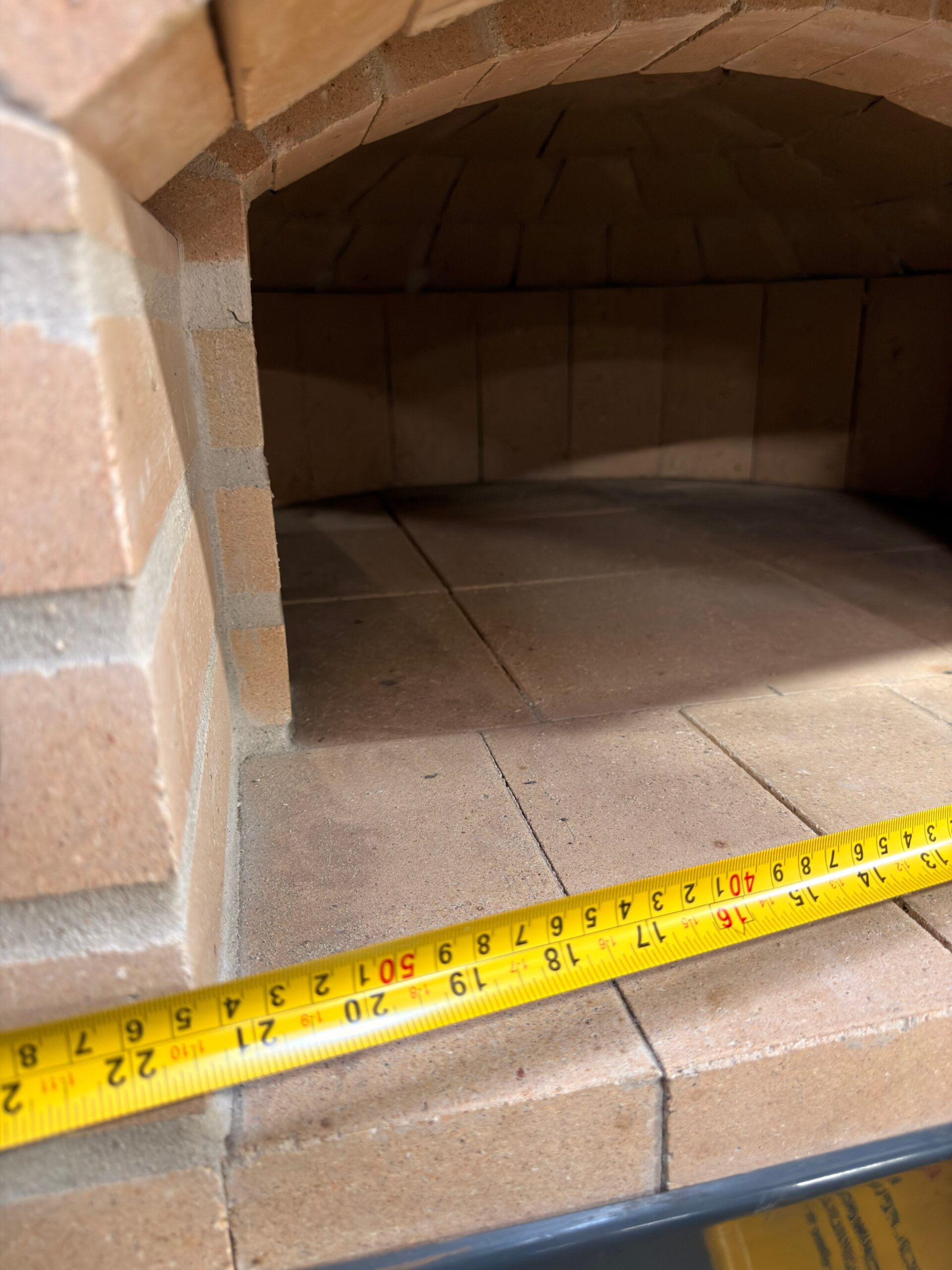 Portuguese Brick Oven 4.0 in Fiberglass Shell REFURBISHED - SRB-0940