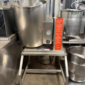 Electric steam kettle, tilting REFURBISHED - SRB9-0049 Electric steam kettle, tilting REFURBISHED - SRB9-0049