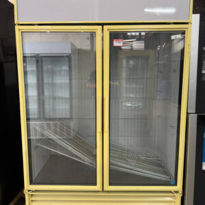 True GDM-49F-HC~TSL01 54″ Black Swing Glass Door Merchandiser Freezer REFURBISHED - SRBAC-08