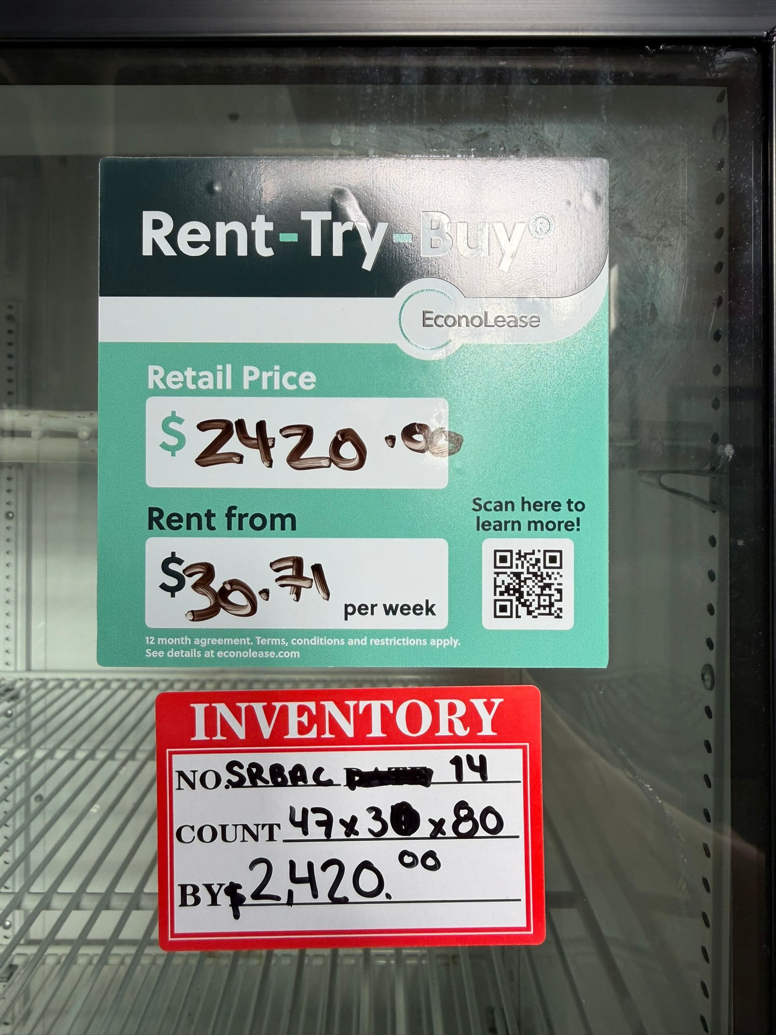 True 47" Merchandiser Refrigerator with 2 Glass Sliding Doors, White Exterior - GDM-41 REFURBISHED - SRBAC-14