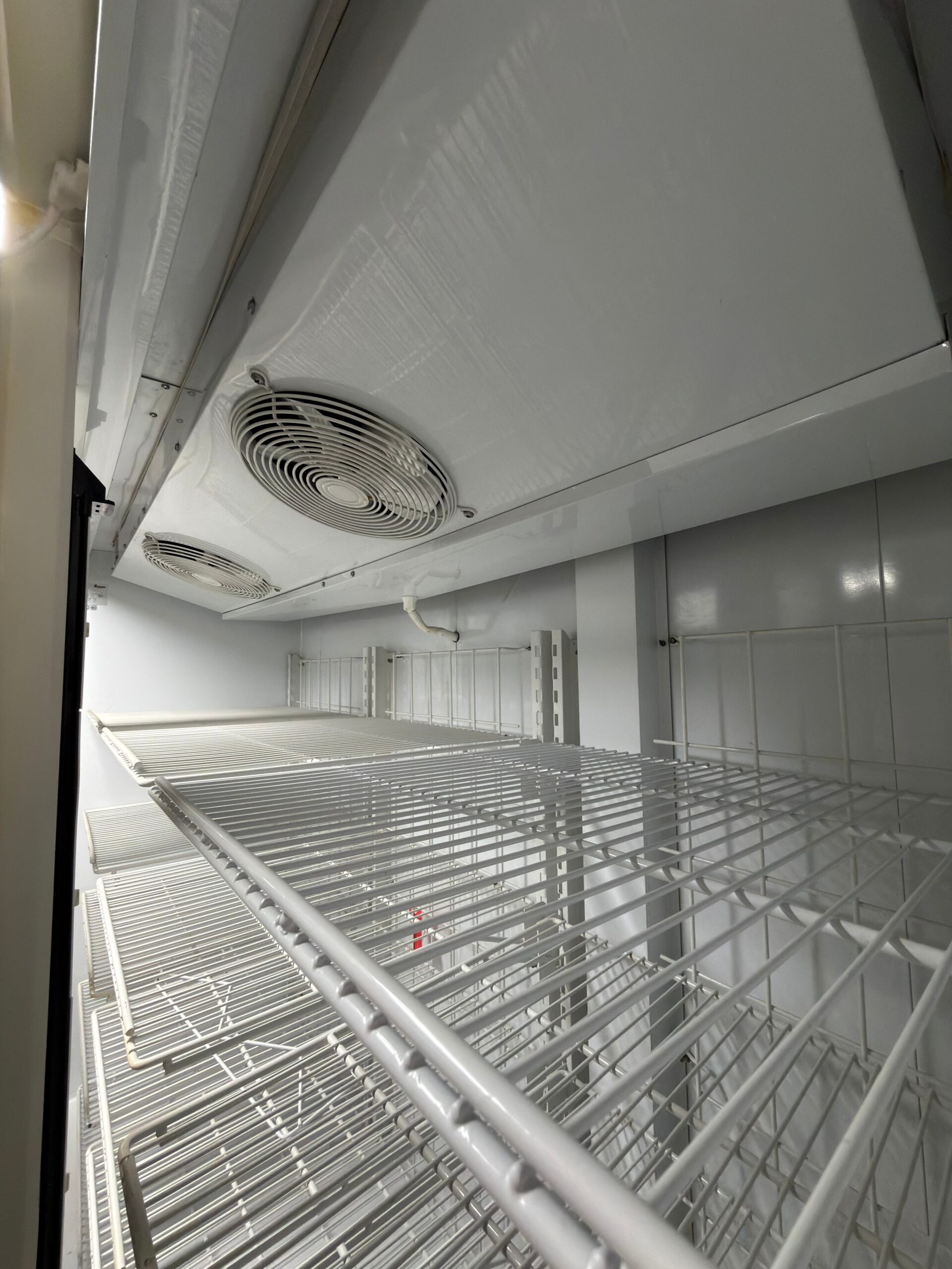 Master-Bilt BGM-74HD 78″ Three Glass Door Cooler REFURBISHED – SRBAC-32