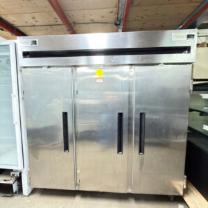 Delfield REMOTE 6176XL-S Reach-in 3-Section Freezer 66.5 Cubic Feet REFURBISHED – SRBAC-54 Delfield REMOTE 6176XL-S Reach-in 3-Section Freezer 66.5 Cubic Feet REFURBISHED – SRBAC-54