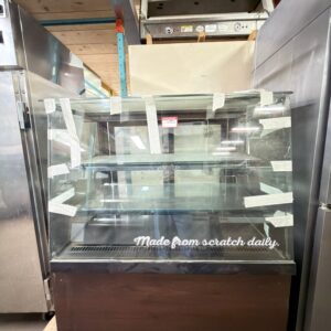 Refrigerated display case 45" REFURBISHED – SRBAC-55 Refrigerated display case 45" REFURBISHED – SRBAC-55