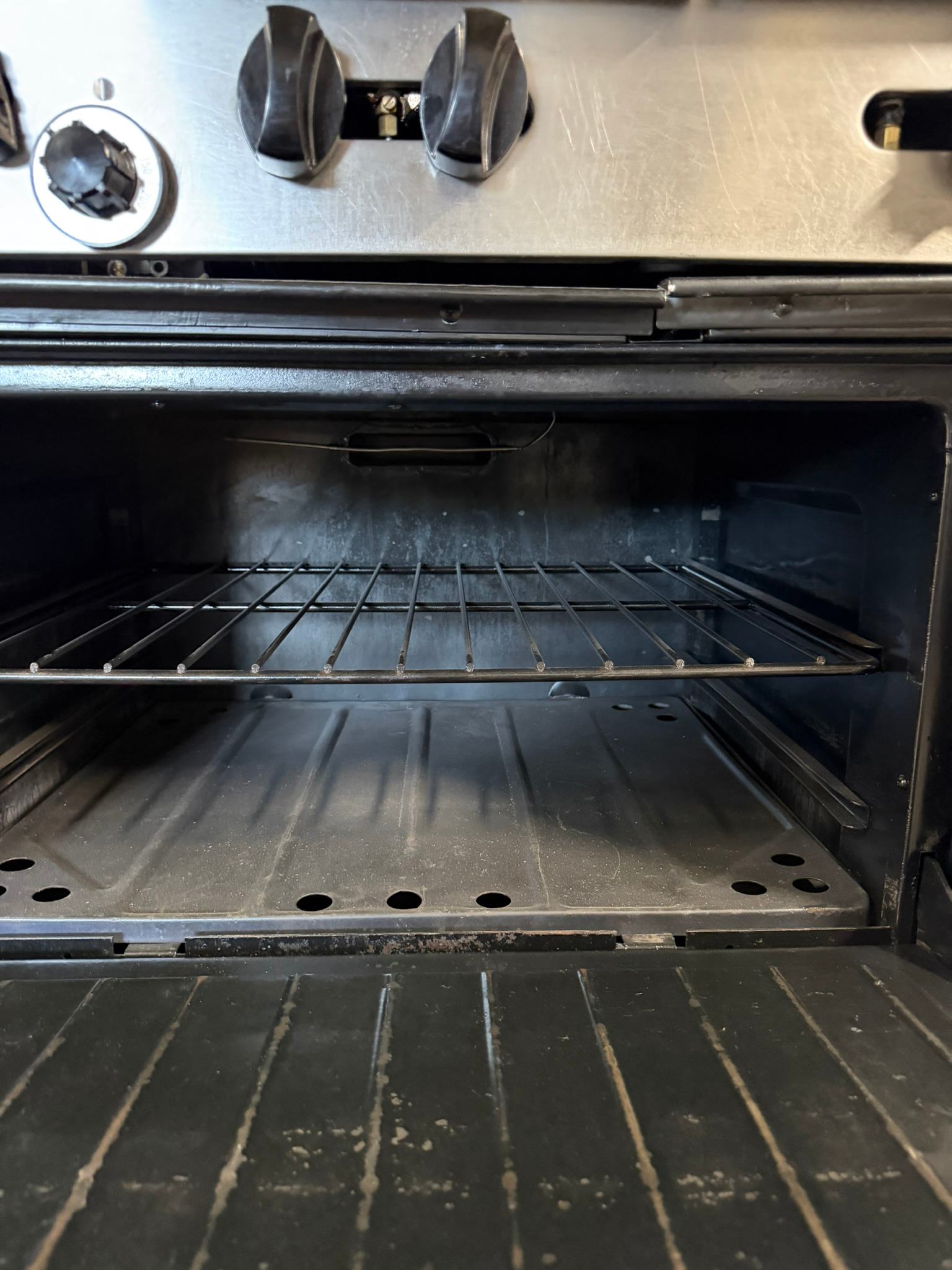 Garland 36″ – 4-Burner Gas - 12" Griddle Range w/ Standard Oven  REFURBISHED – SRBO-0169