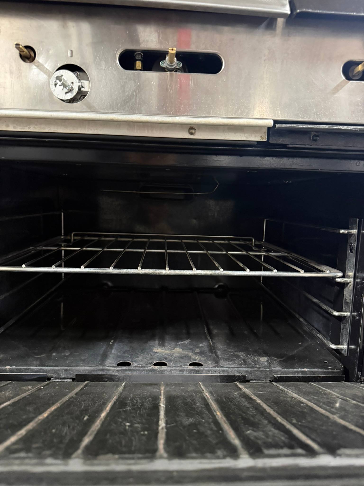 Garland 36" - 24" Griddle and 2 burner G286YZ-24G REFURBISHED – SRBO-0172