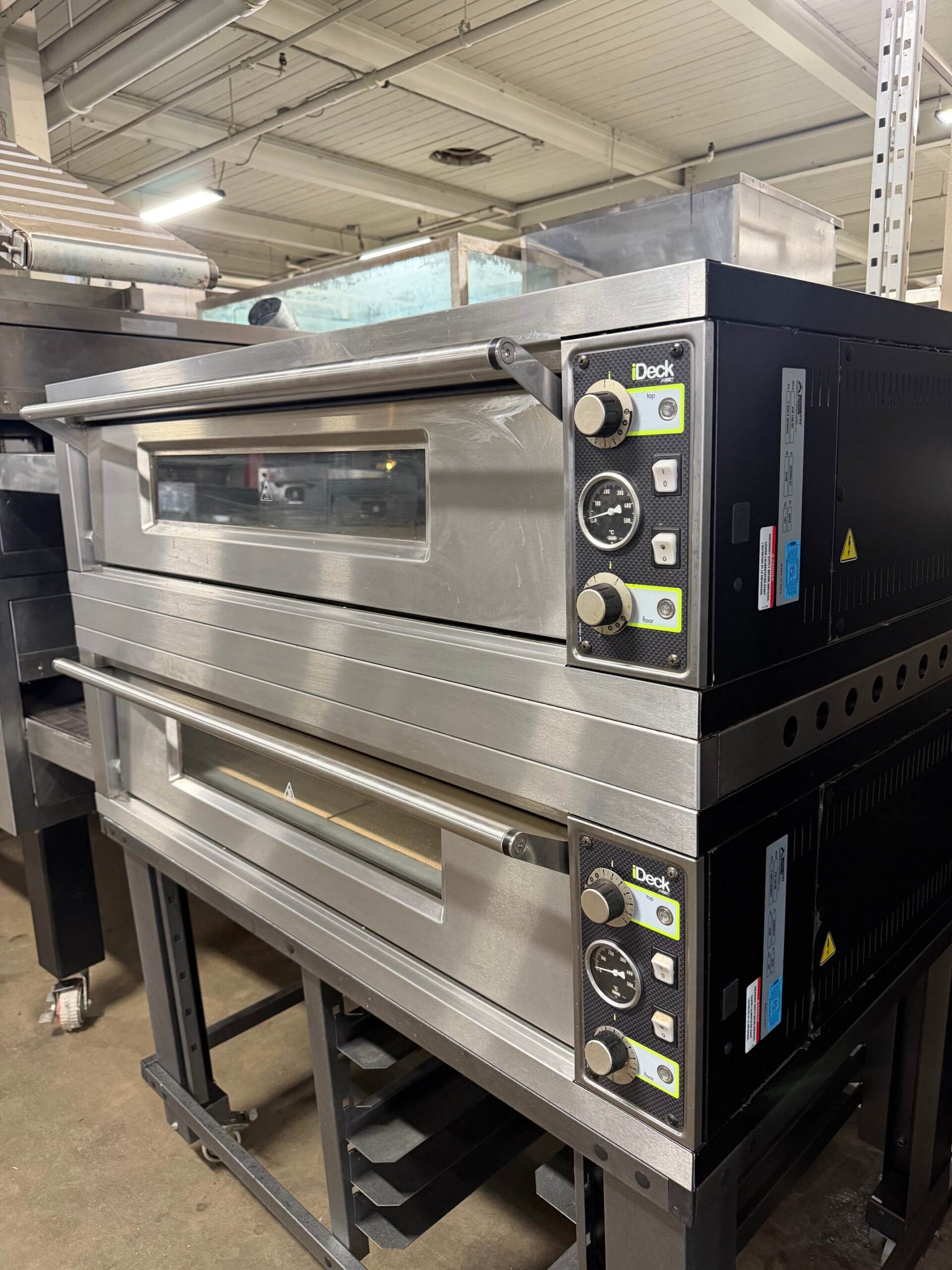 Ampto PM-105.65 52" iDeck Digital Control Electric Moretti Forni Pizza Oven with 41" x 26" x 5.5" Chamber REFURBISHED - SRBO-0197