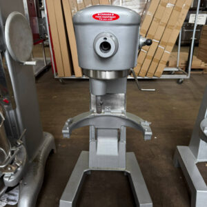 Hobart D300 Heavy-duty 30-quart commercial planetary mixer REFURBISHED - SRBO-0207 Hobart D300 Heavy-duty 30-quart commercial planetary mixer REFURBISHED - SRBO-0207