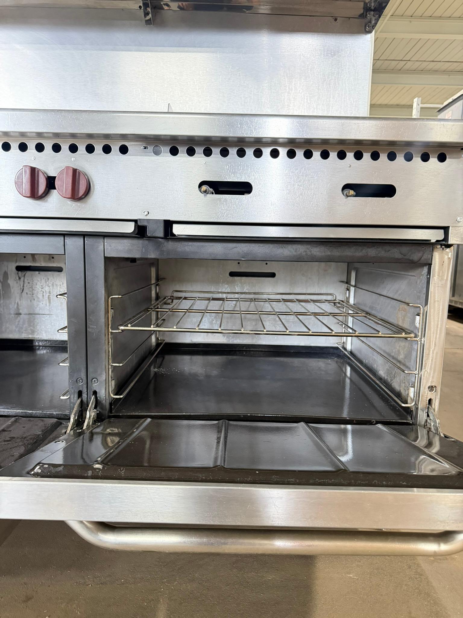 Vulcan SX60F-6B24G 60" 6-Burner Range with 24" Griddle and 2 Standard Ovens, Natural Gas REFURBISHED CFE-0126 Vulcan SX60F-6B24G 60" 6-Burner Range with 24" Griddle and 2 Standard Ovens, Natural Gas REFURBISHED CFE-0126