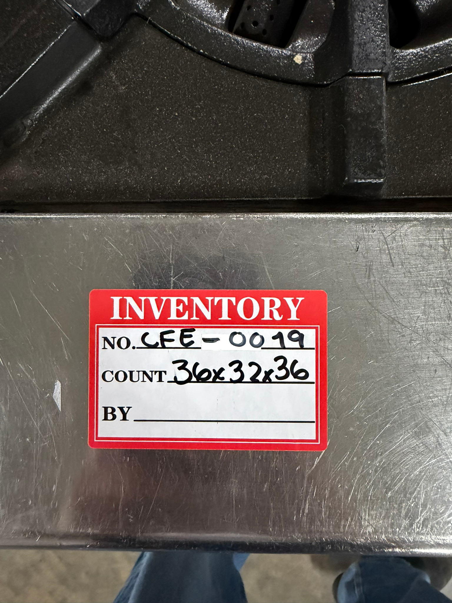 Garland H286RC (part of the Starfire Series) Heavy-duty 36-inch gas range with 6 open-top burners and a convection oven base REFURBISHED CFE-0019