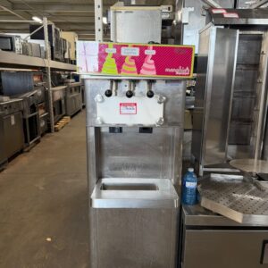 Stoelting F231-109I2-ME1 Soft Serve Ice Cream / Frozen Yogurt Machine REFURBISHED CFE-0121