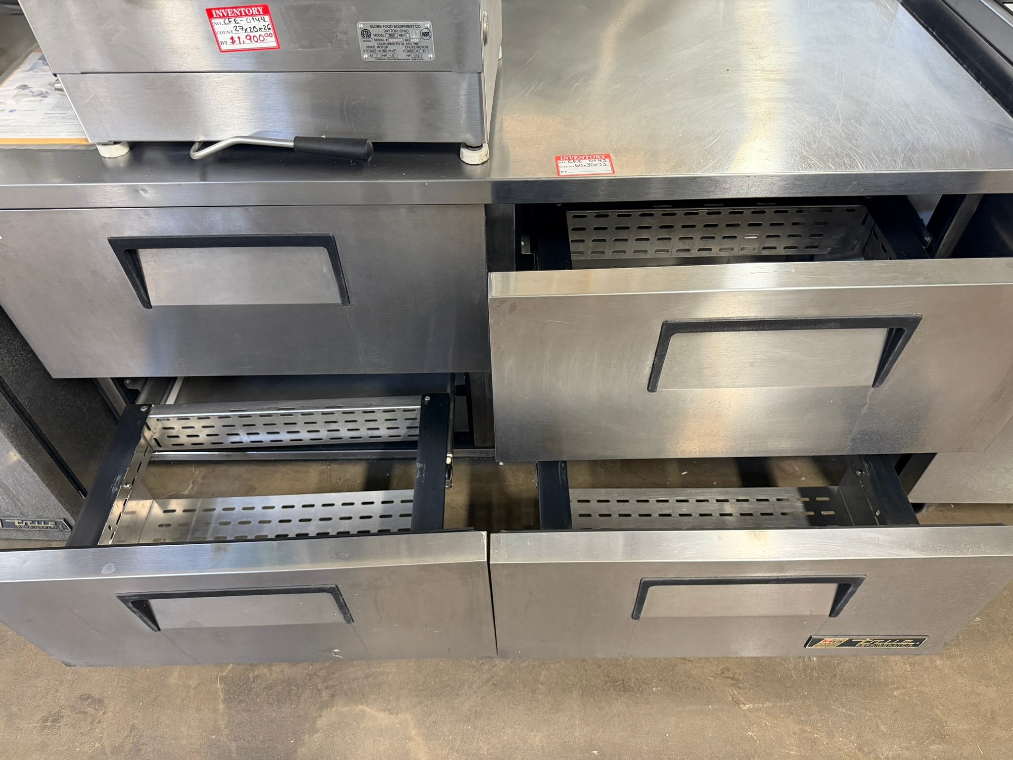 True TUC-60D-4-HC 60" 4-Drawer Undercounter Refrigerator REFURBISHED CFE-0143