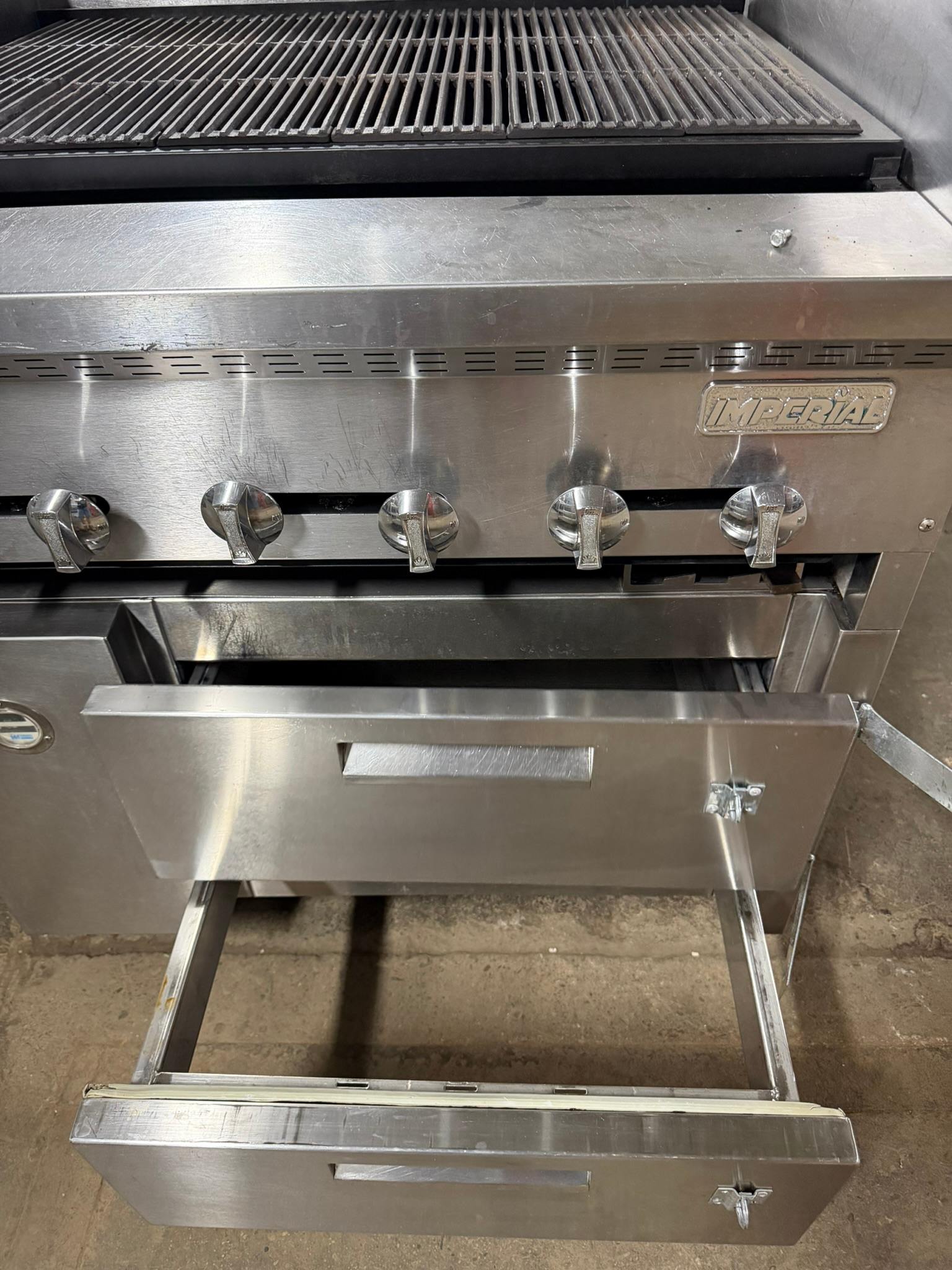 Imperial IRB-36 36" Radiant Gas Charbroiler with Chef Base REFURBISHED CFE-0181