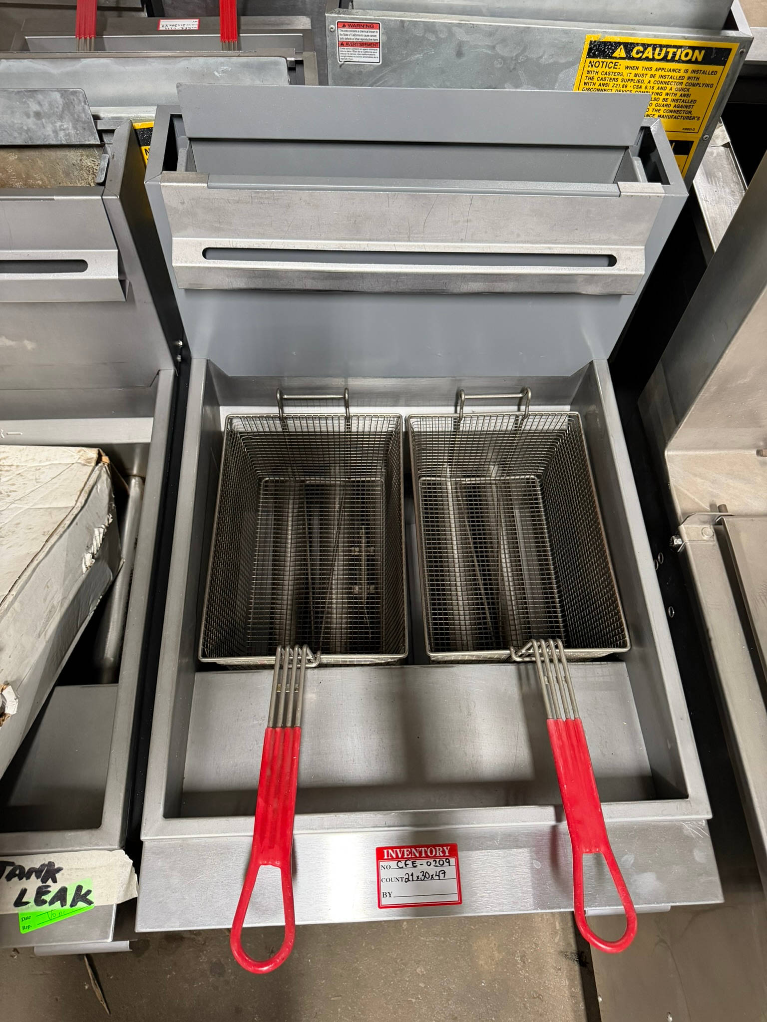 Vulcan LG500 65-70 lb. Natural Gas Floor Fryer – 150,000 Btu REFURBISHED CFE-0209