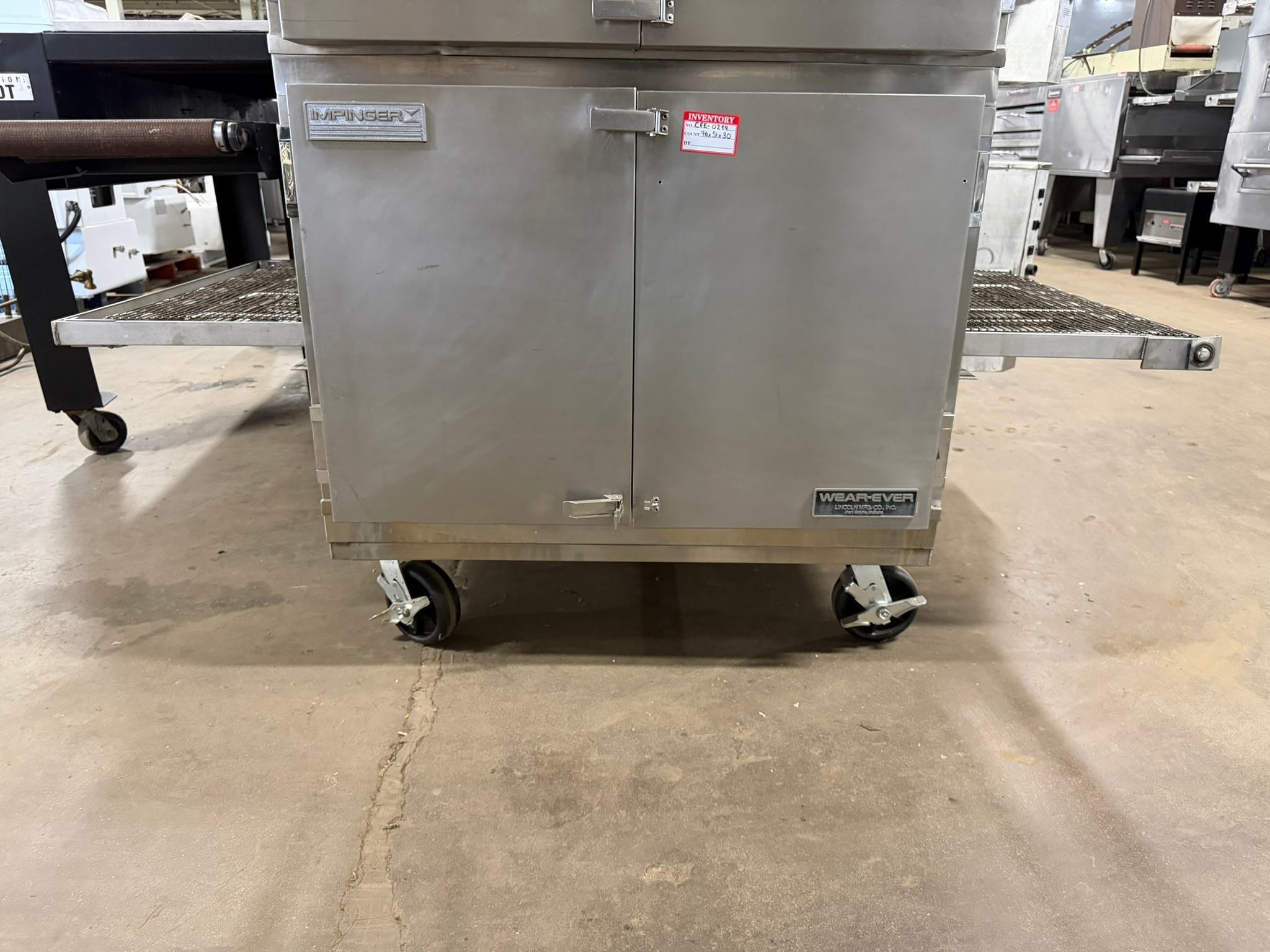 Lincoln Impinger Conveyor Pizza oven REFURBISHED CFE-0214 Lincoln Impinger Conveyor Pizza oven REFURBISHED CFE-0214