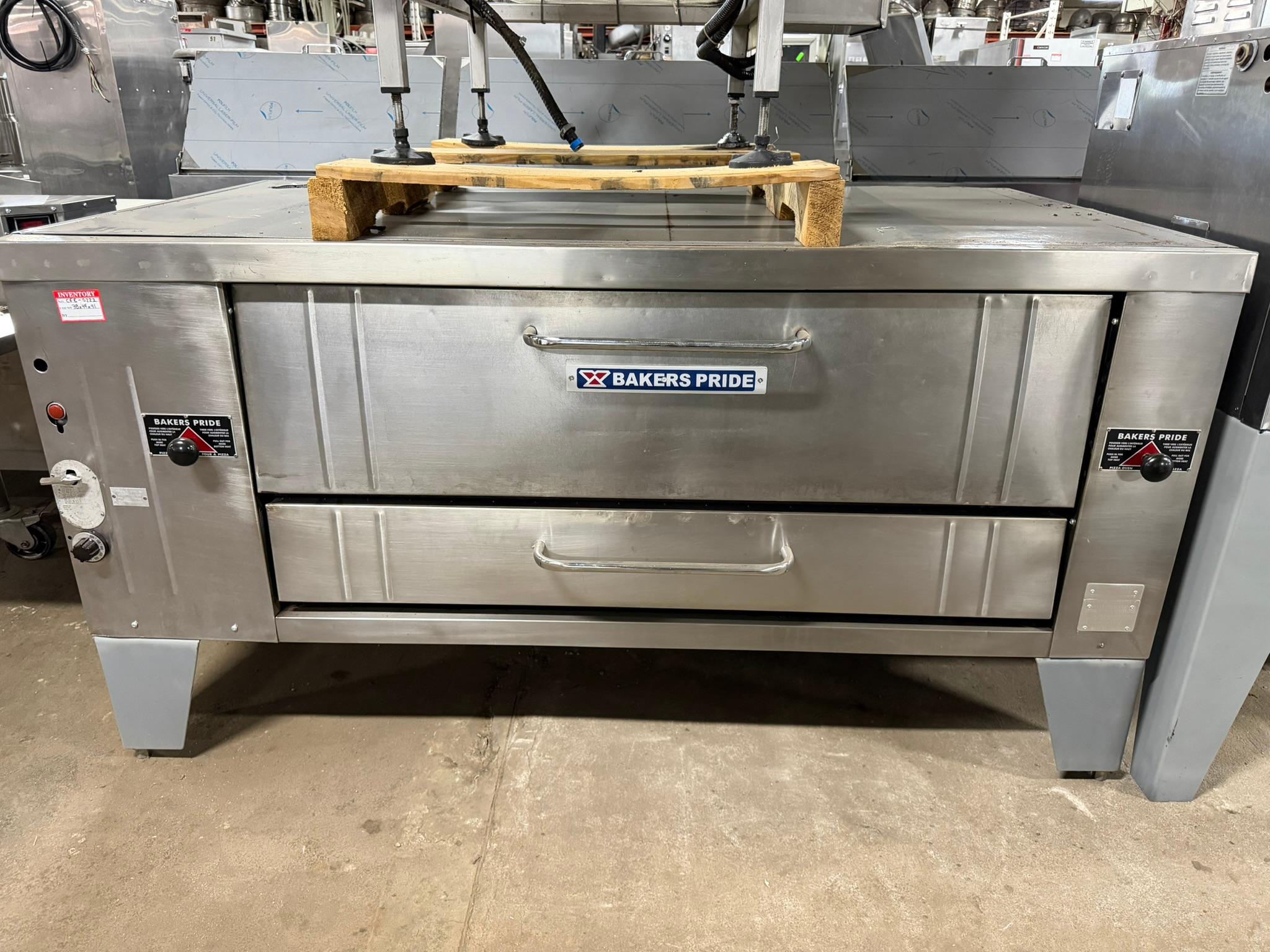 Bakers Pride Y-612 Super Deck Series single gas pizza deck oven REFURBISHED CFE-0222