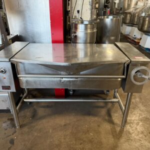 Groen FPC-4C 40-Gallon Manual Tilt Skillet, 480 Volts, 3 Phase REFURBISHED CFE-0290 Groen FPC-4C 40-Gallon Manual Tilt Skillet, 480 Volts, 3 Phase REFURBISHED CFE-0290