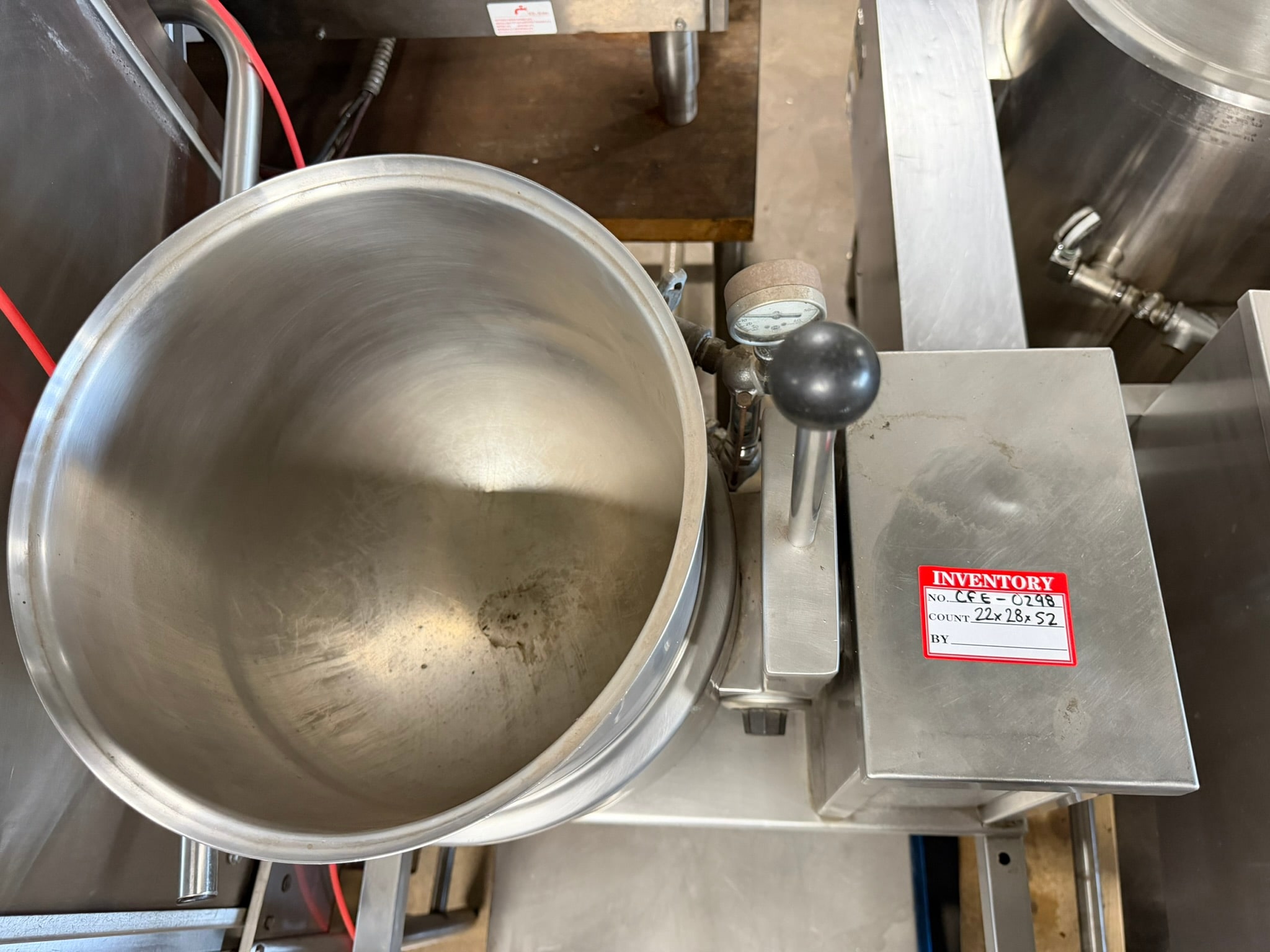 Allofab Manual 12-Gallon Electric Steam Kettle - 208V REFURBISHED CFE-0298 Allofab Manual 12-Gallon Electric Steam Kettle - 208V REFURBISHED CFE-0298