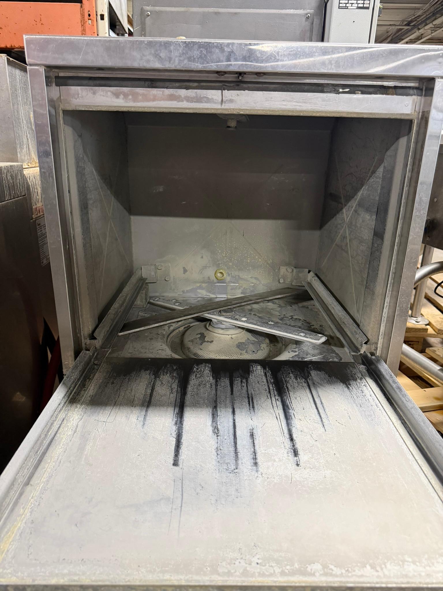 Hobart SR24H – High-Temperature Undercounter Dishwasher REFURBISHED CFE-0312 Hobart SR24H – High-Temperature Undercounter Dishwasher REFURBISHED CFE-0312