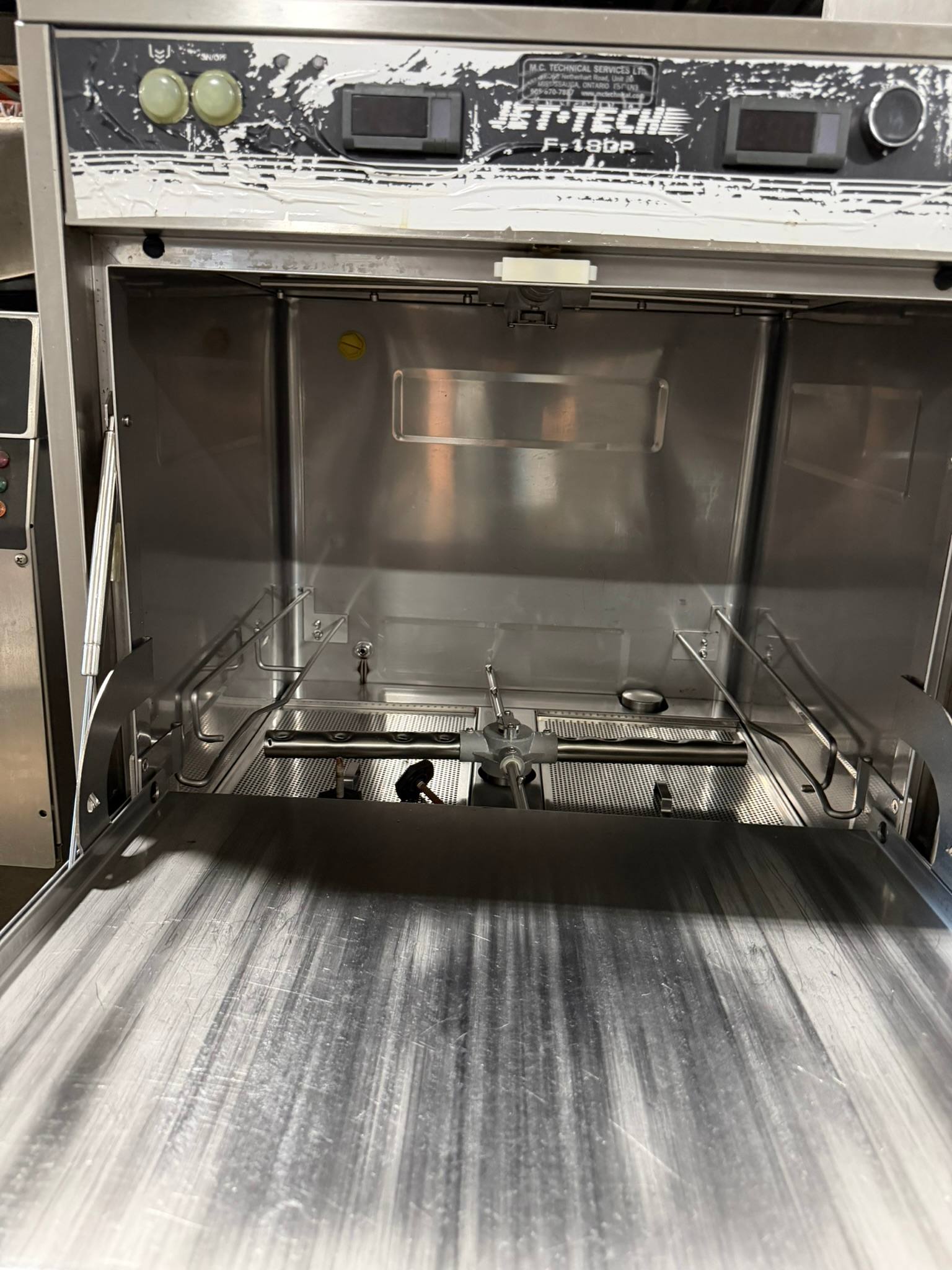 Jet Tech F-18DP high-temperature commercial undercounter dishwasher REFURBISHED CFE-0321
