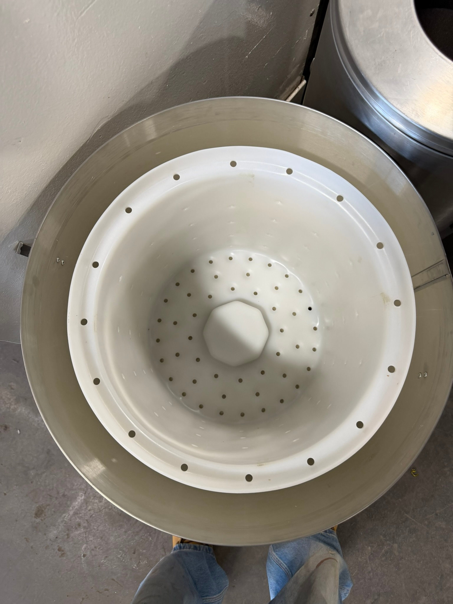 Delfield SALD-1 Commercial Kitchen Auto Salad Dryer/Spinner REFURBISHED CFE-0331 Delfield SALD-1 Commercial Kitchen Auto Salad Dryer/Spinner REFURBISHED CFE-0331