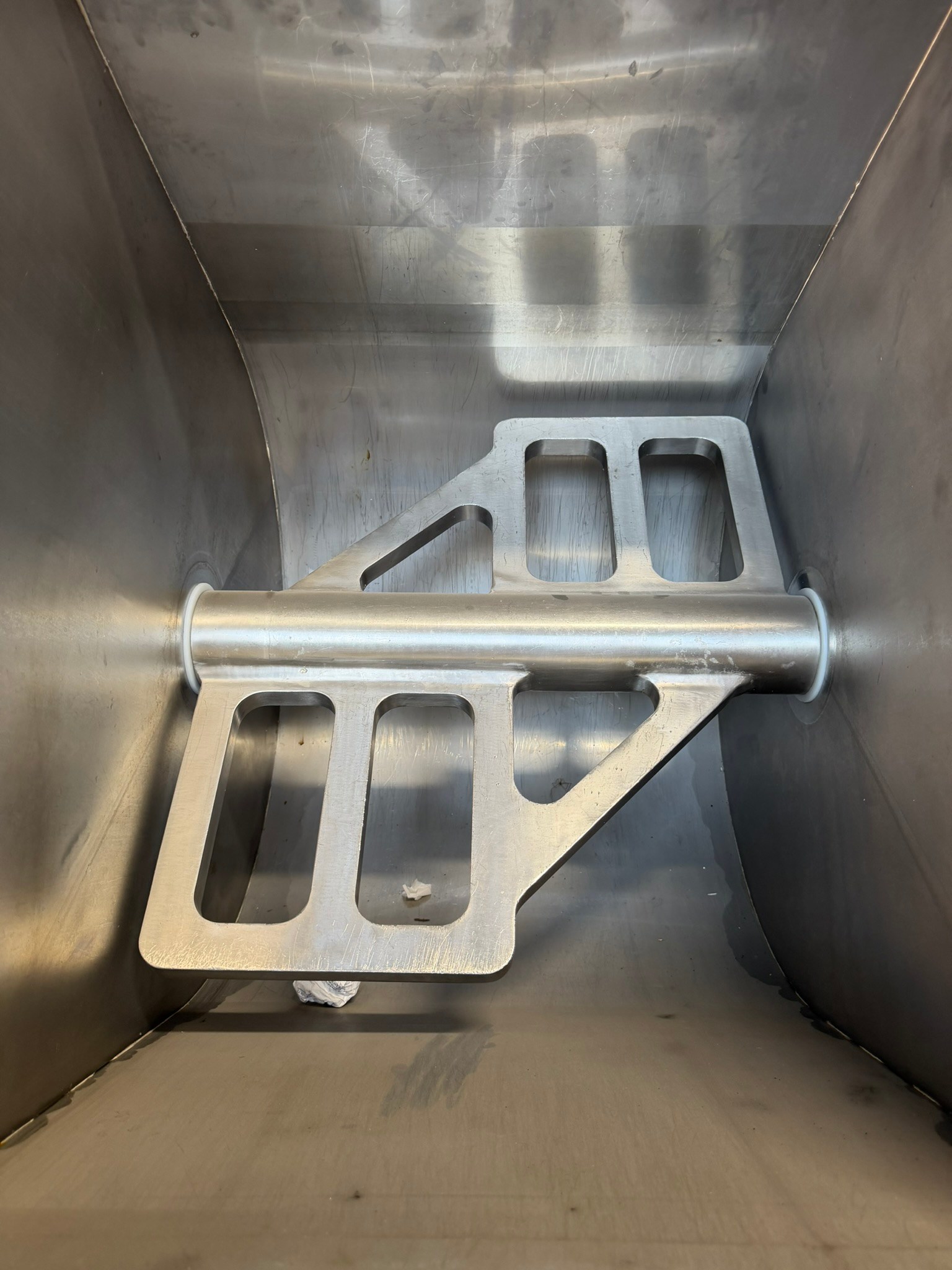 Horizontal dough mixer / Enclosed frame horizontal roller bar mixer / Tilting Bowl Mechanism REFURBISHED CFE-0332 Horizontal dough mixer / Enclosed frame horizontal roller bar mixer / Tilting Bowl Mechanism REFURBISHED CFE-0332