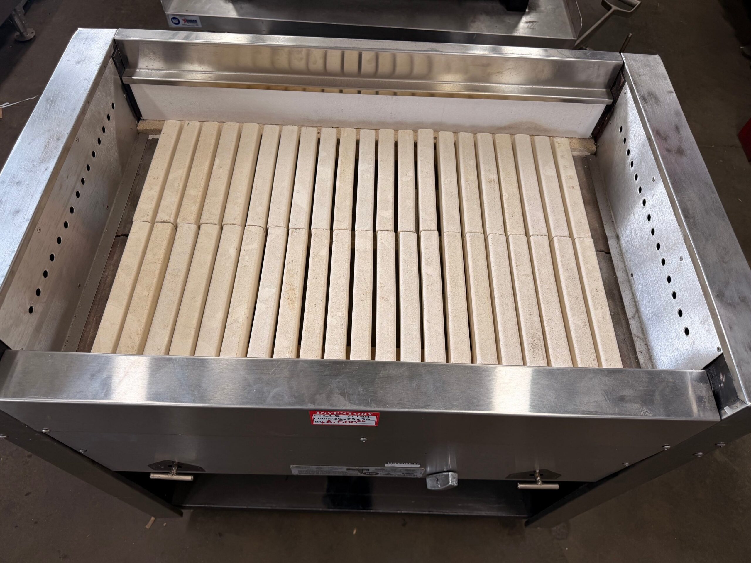 EmberGlo 31F Kabob Natural Gas Floor Charbroiler 36″ REFURBISHED CFE-0149 EmberGlo 31F Kabob Natural Gas Floor Charbroiler 36″ REFURBISHED CFE-0149